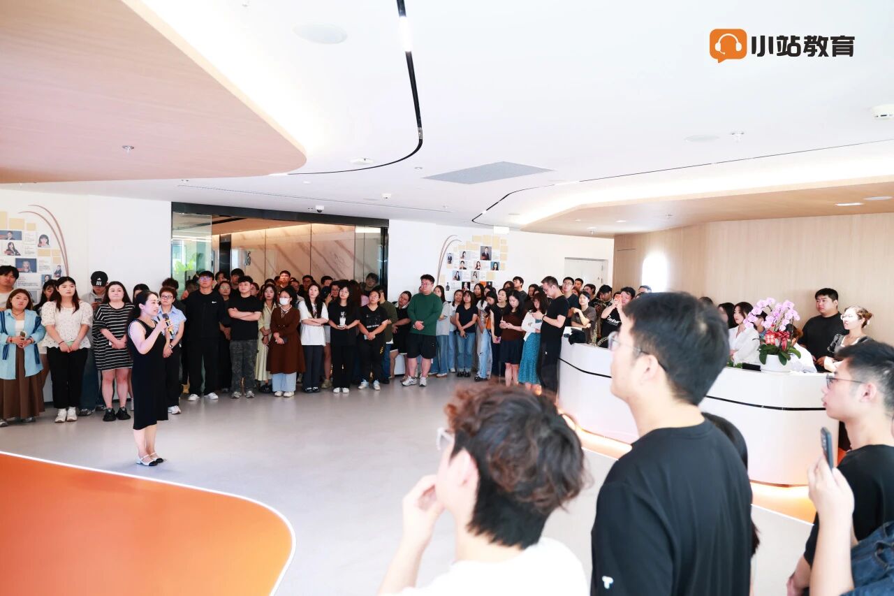 助力雅思 7 + 目标!上海小站雅思 26fall 秋季线上班买班课赠 1v1,丰厚奖学金等你拿!图6