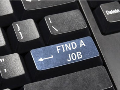 最新雅思写作真题范文分析：手机电脑之祸？