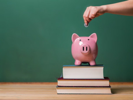 1-4月雅思口语Part2话题答案:a way to save money