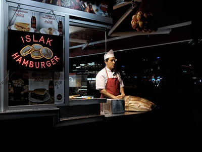 雅思范文丨雅思写作大作文真题范文之：年轻人有钱了却不快乐?